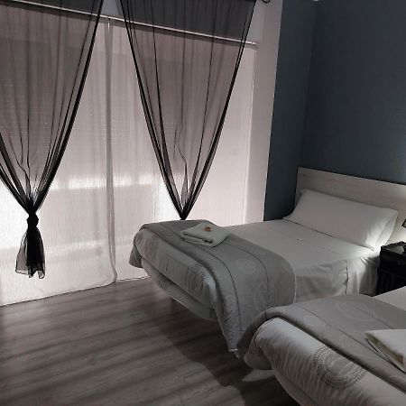 Pension Saint Mateo Logroño Exterior foto
