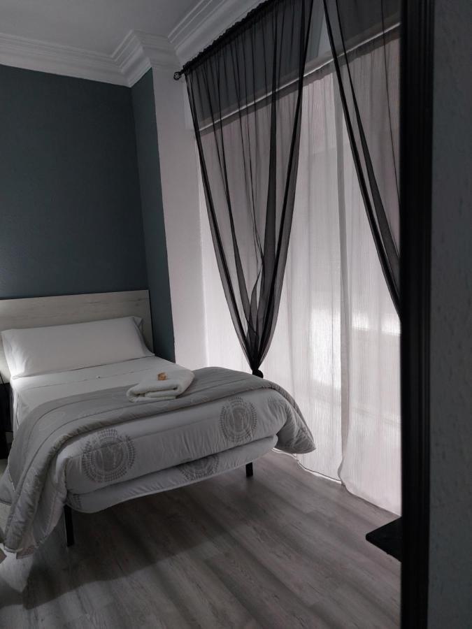 Pension Saint Mateo Logroño Exterior foto