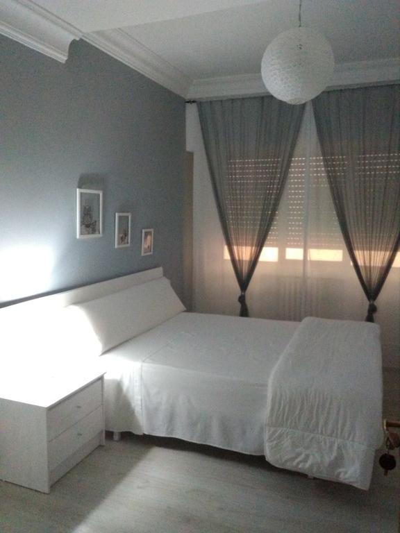Pension Saint Mateo Logroño Exterior foto